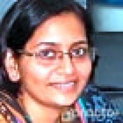 dr-poonam-naphade-dermatologist-pune